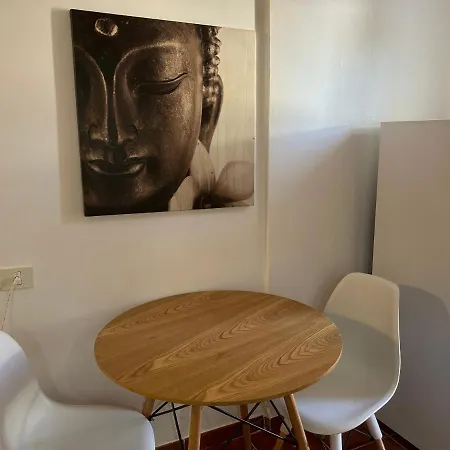 Practical And Cozy In Southern