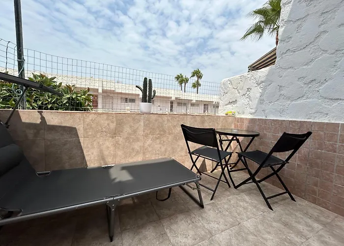 Practical And Cozy In Southern Lägenhet *